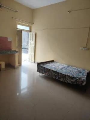 Boys PG — Shared Room on Naraini Road — Naraini Road, Banda
