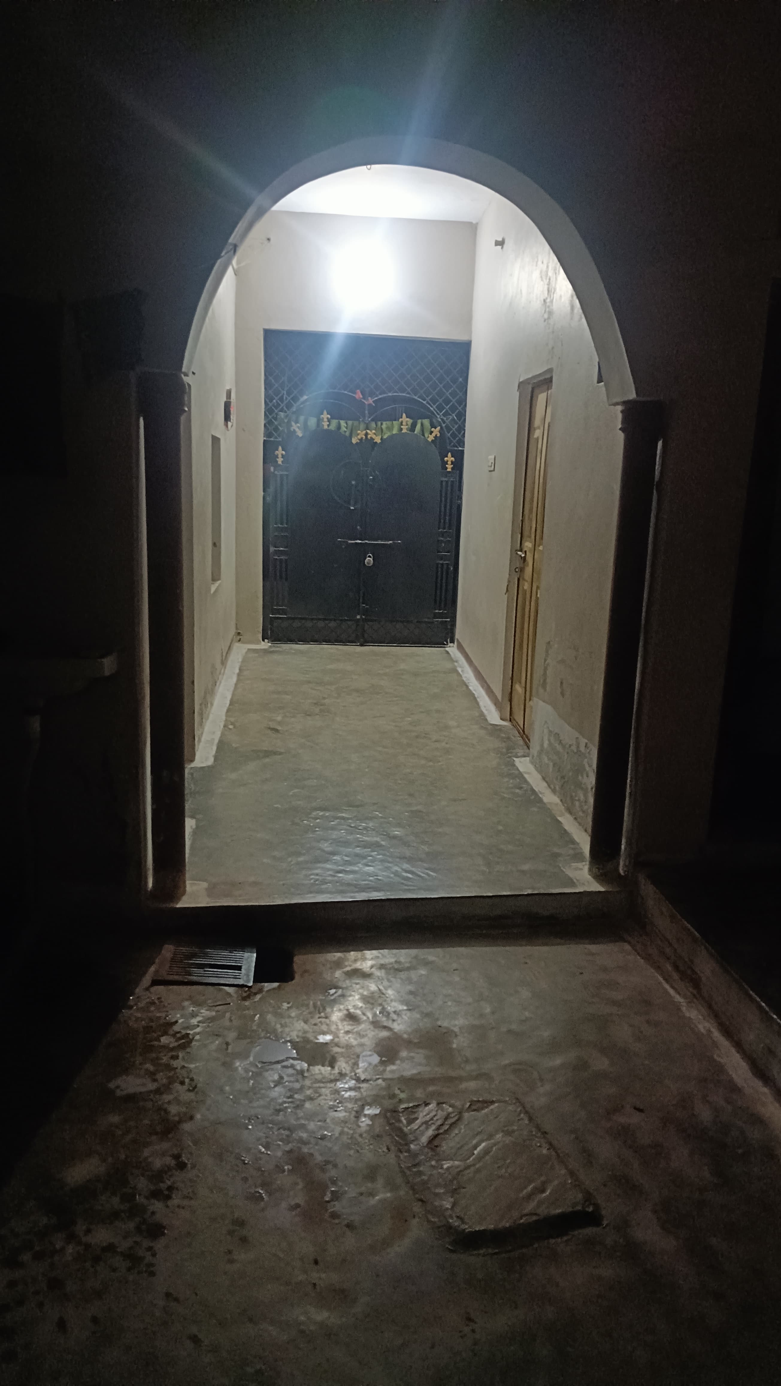 DOUBLE ROOM for Rent in Kalyan Temple Gali, Baberu — kalyan-nagar, Baberu